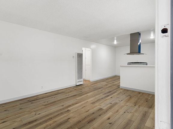 3rd image of 1431 Obispo Ave APT 12