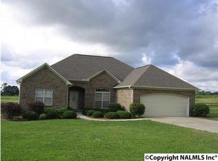 811 Cochran Ave, Albertville, AL 35951