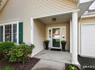 65 Henley Way UNIT 65, West Hartford, CT 06117