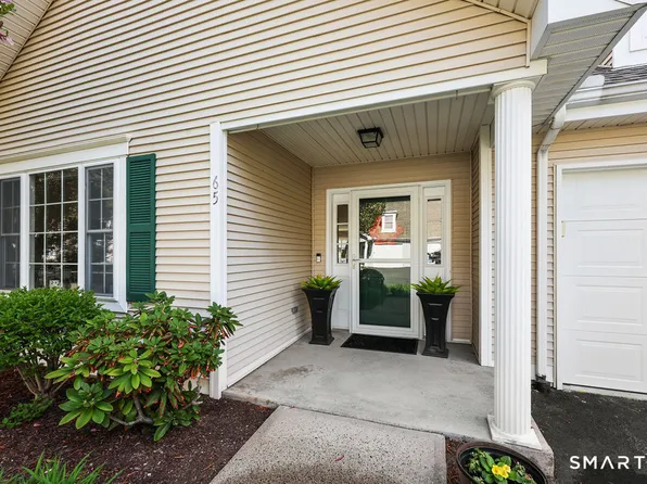 65 Henley Way #65, West Hartford, CT 06117