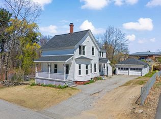 71 Franklin St, Derry, NH 03038