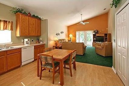 1st image of 1700 Ashland Trl