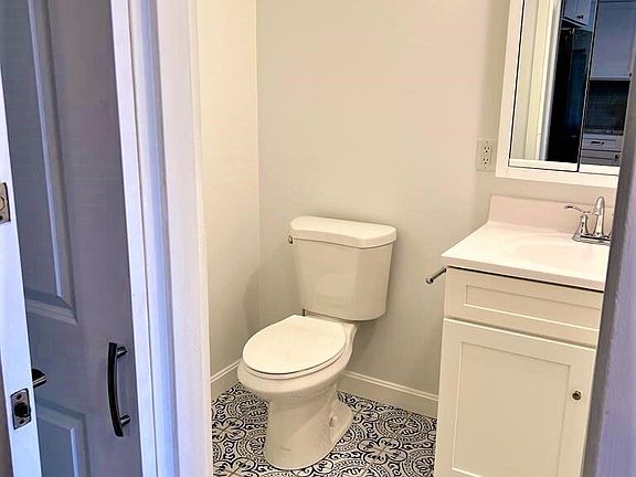 5th image of 1321 Worcester Rd APT 607