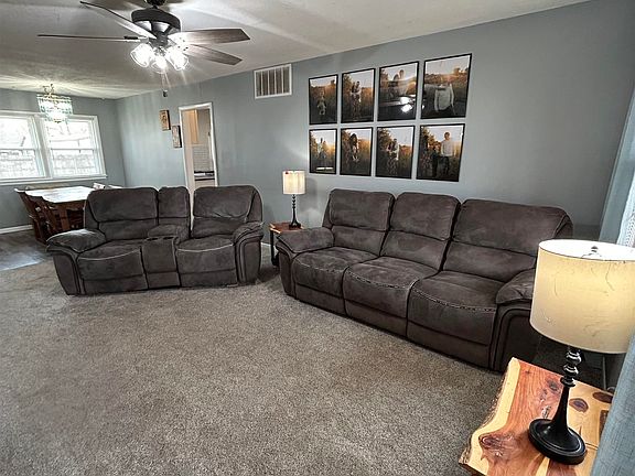 5th image of 225 Filmore St