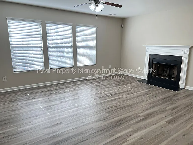 3790 Burtons Barn St — Photo 6