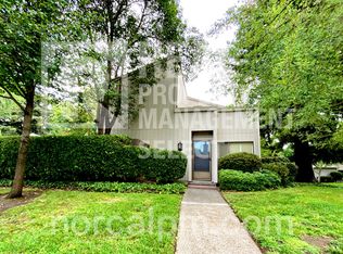 1 Colby Ct, Sacramento, CA 95825