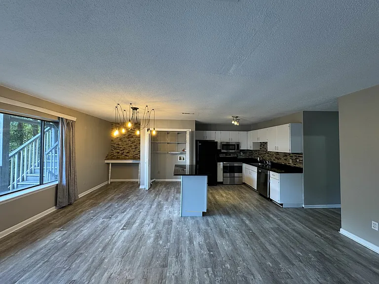 21752 River Canyon Rd — Photo 38