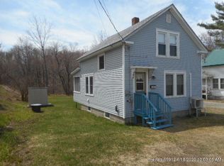 6 Ballantyne Ct, Lincoln, ME 04457