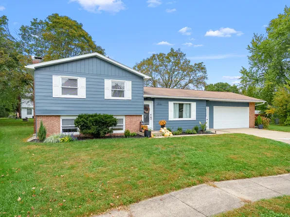 1812 Carlsbrook Ln, Portage, MI 49024