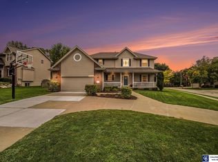 17733 Shirley St, Omaha, NE 68130