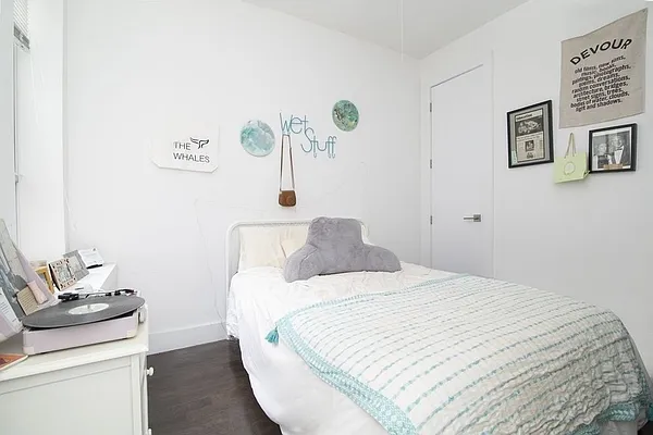 Rented by Ink Realty Services LLC | media 16