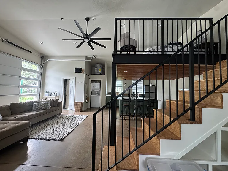 7646 Indiana St — Photo 1