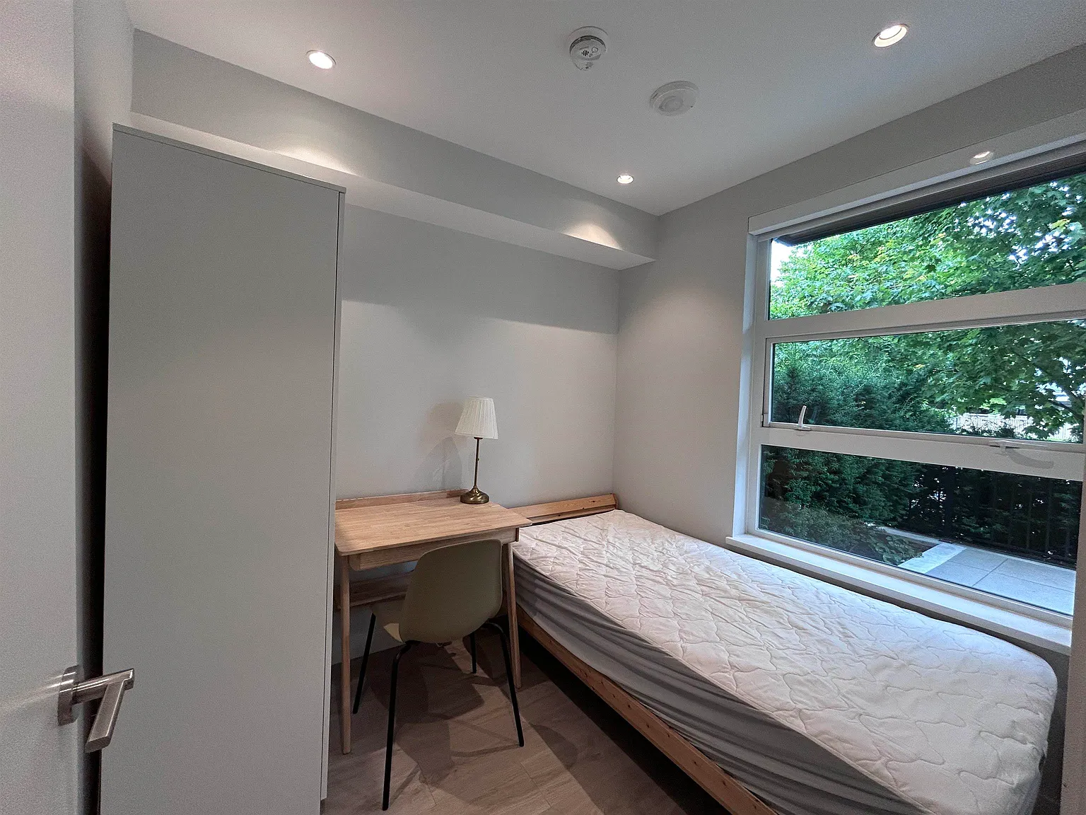 1 bed, 200 sqft, $1,600 — Photo 4