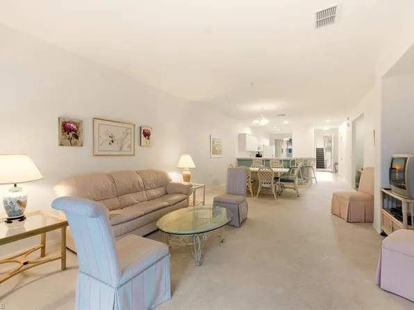 4843 Hampshire CT #106, NAPLES, FL 34112