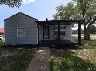 723 Kendall St, Sikeston, MO 63801
