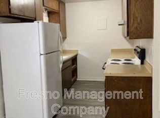 815 S Demaree St #5, Visalia, CA 93277
