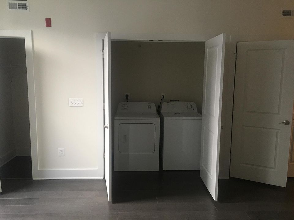 2nd image of 6018 Market St #2C