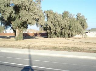 14864 Lost Hills Rd, Lost Hills, CA 93249