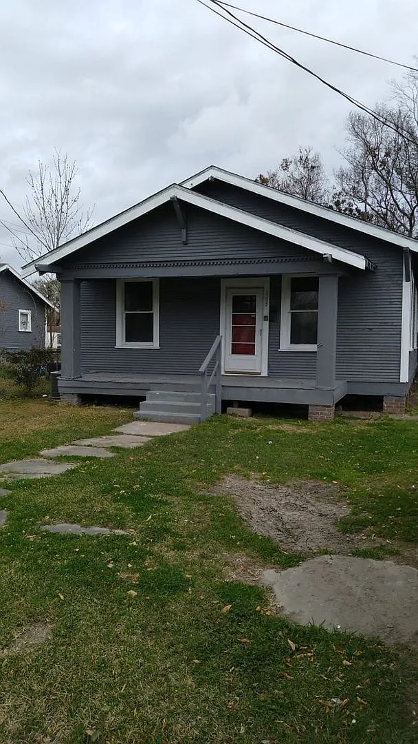 Building Photo - 2781 Sabine Pass Ave