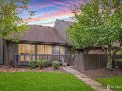 404 Westgate Dr N, Edison, NJ, 08820