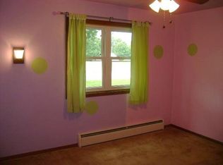 209 S State St, Atkinson, IL 61235