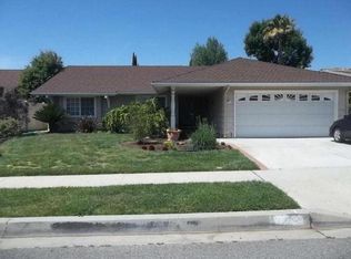 29 N Pinewood Ave, Oak Park, CA 91377