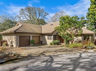 4730 Woodcliff Ct, Santa Rosa, CA 95405