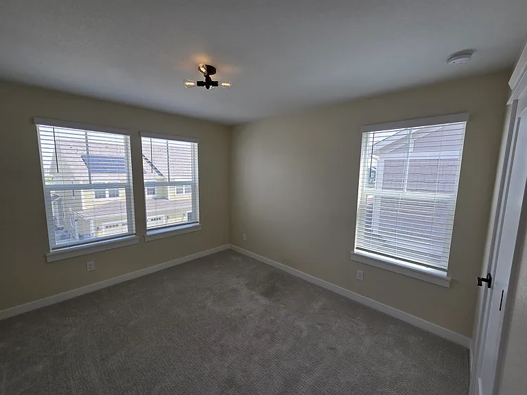 184 Ash Cir — Photo 17