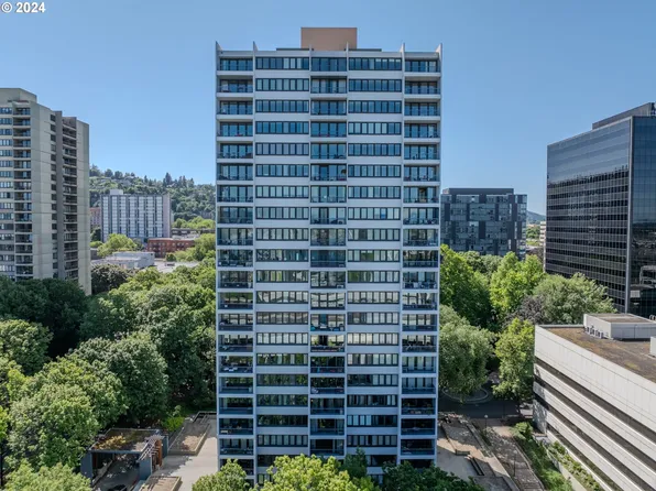 111 SW Harrison St APT 11H, Portland, OR 97201