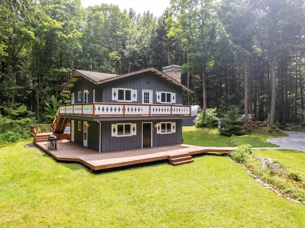 205 Floral Drive, Killington, VT 05751