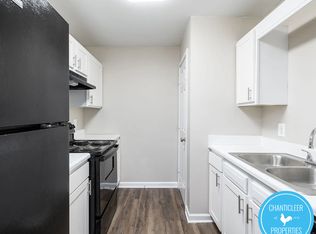 Wendover Woods TRIAD - R, Greensboro, NC 27407