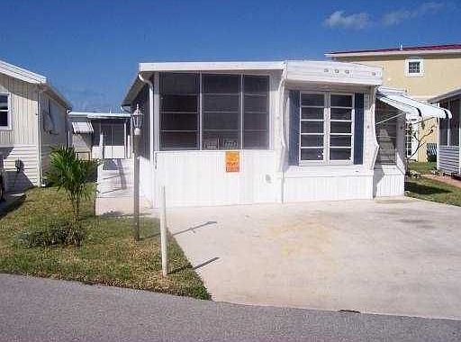 1st image of 1278 Nettles Blvd