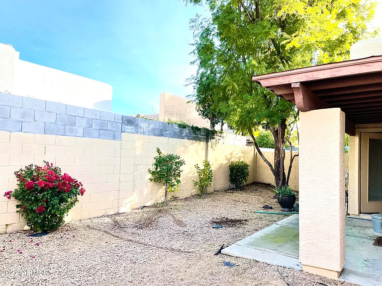 4522 E Renee Dr — Photo 20