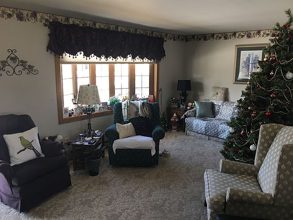 4th image of 230 Crestwood Dr