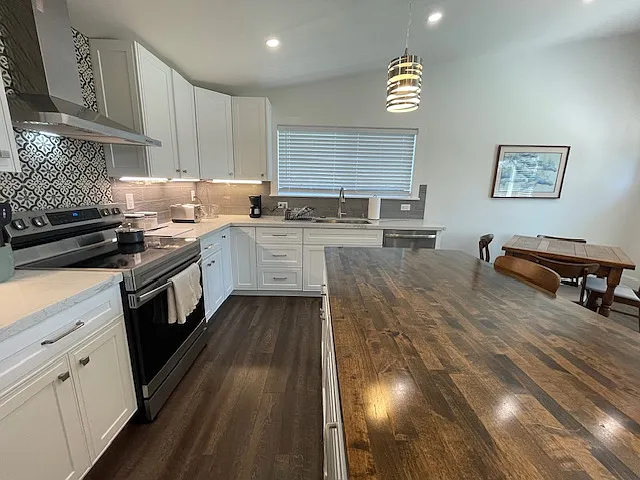 230 Scenic Dr — Photo 4
