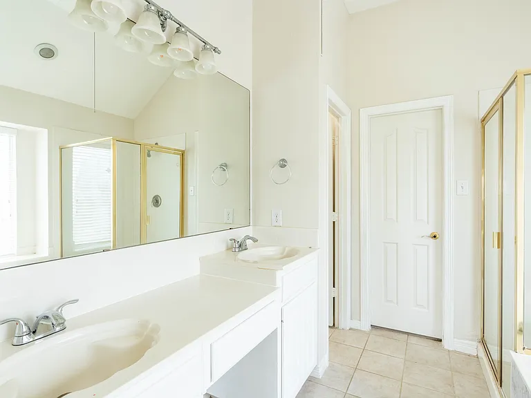 11990 Cobblestone Dr — Photo 26