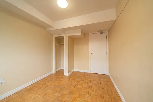 331 Spruce St #D — Photo 16