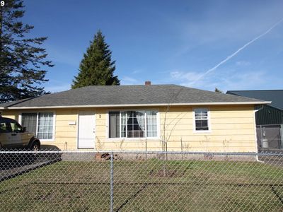 2090 Maine St, North Bend, OR, 97459