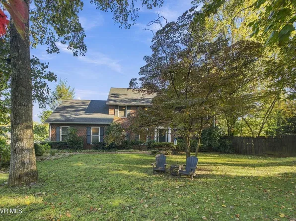3400 Sugartree Ct, Johnson City, TN 37604