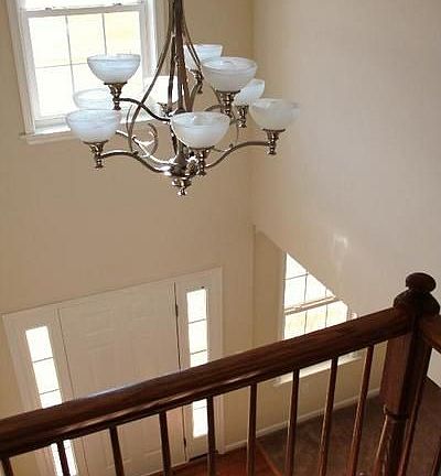 3rd image of 55 Kinsley Ln