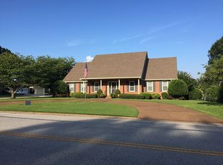 476 Wallace Rd, Jackson, TN 38305