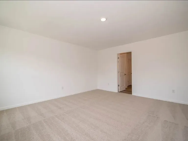 6213 Rhinecliff Dr — Photo 6