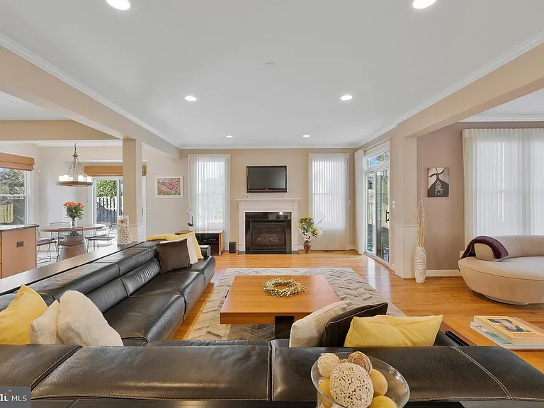 5922 Chesterbrook Rd — Photo 21