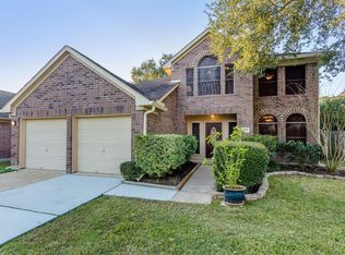 2702 Glencullen Ln, Pearland, TX 77584