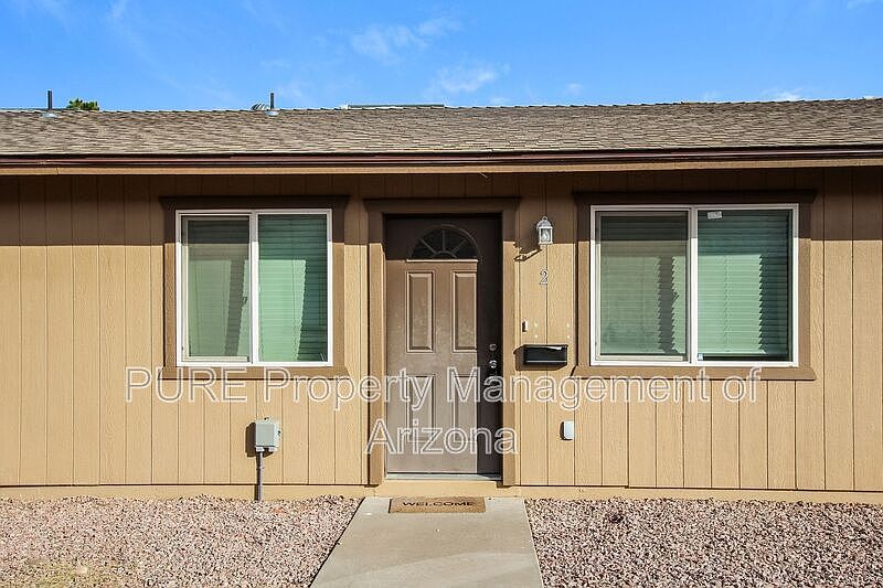 1st image of 703 E Knoll St APT 2
