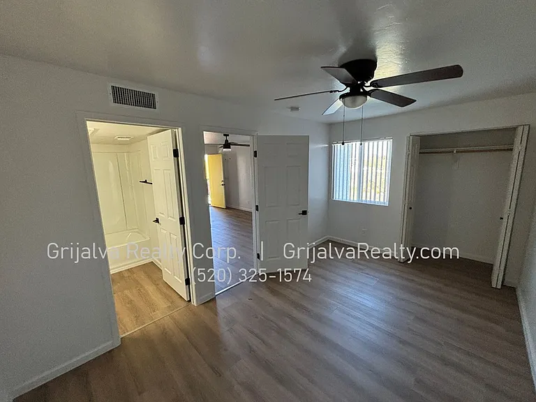 2322 Elaine Blvd — Photo 7