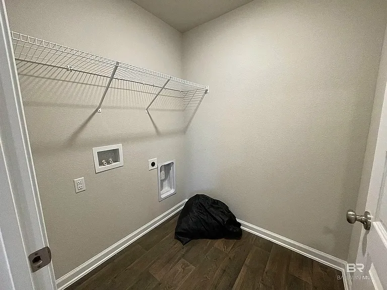 20651 Mercury Dr — Photo 13