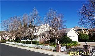 2nd image of 922 Eastridge Dr
