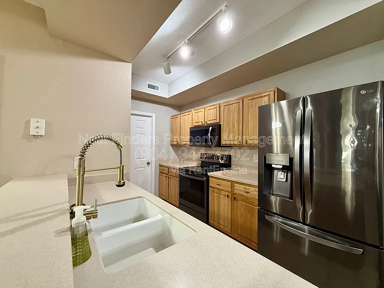 10075 Gate Pkwy N #2709 — Photo 7