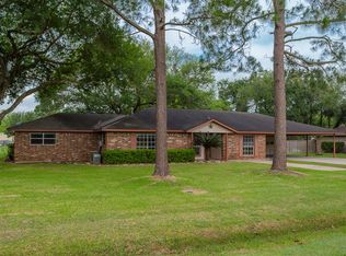 227 Sabine St, Orchard, TX 77464